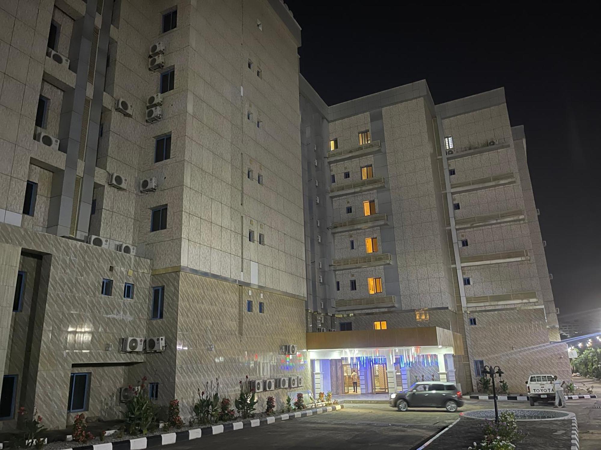 Aa Hotel And Suites 阿布贾 外观 照片
