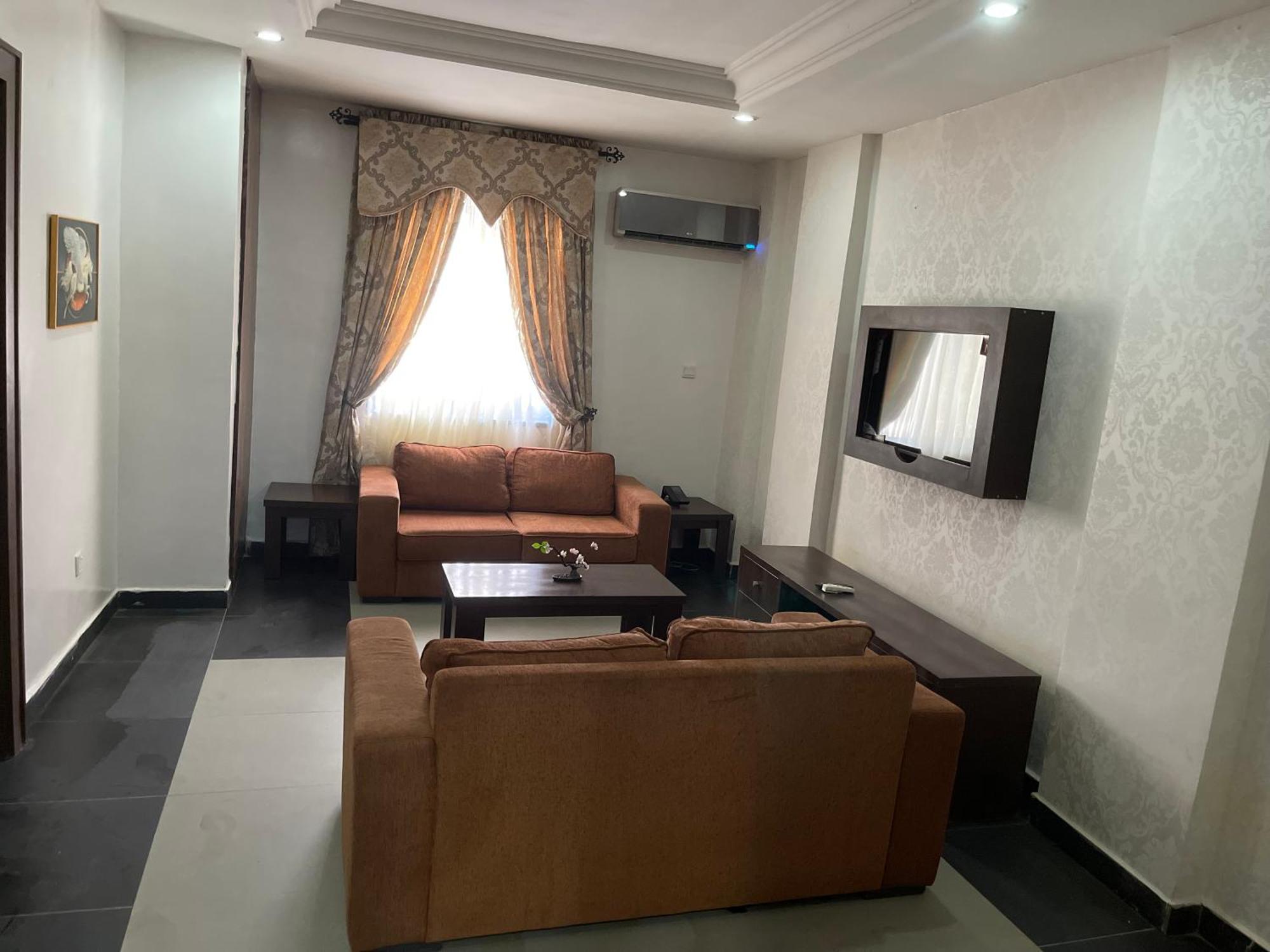 Aa Hotel And Suites 阿布贾 外观 照片