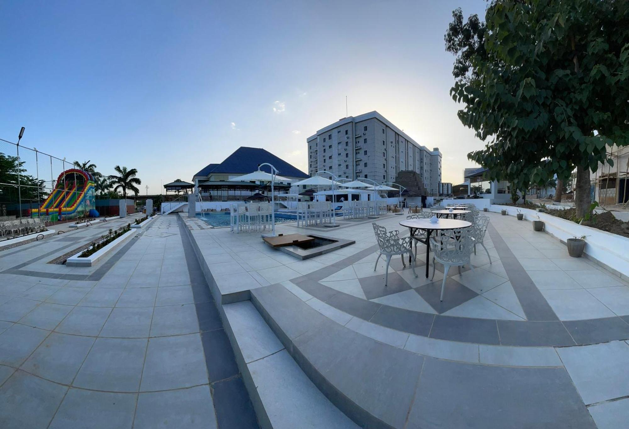 Aa Hotel And Suites 阿布贾 外观 照片