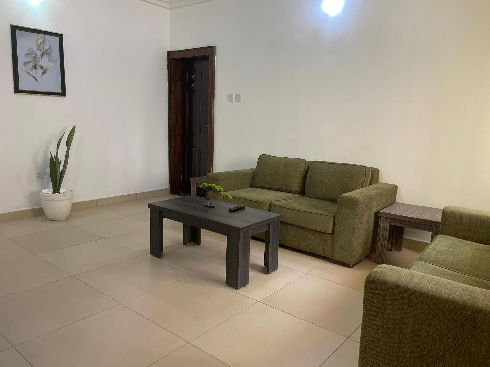 Aa Hotel And Suites 阿布贾 外观 照片